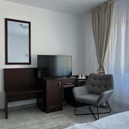 Hotel Mara 브러일라 외부 사진